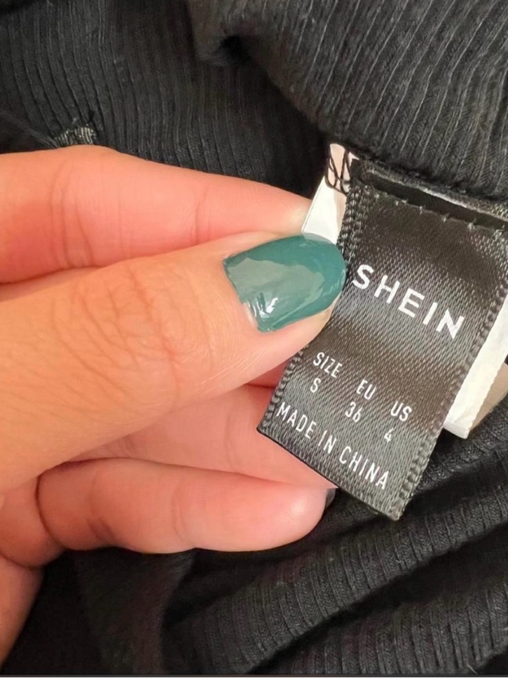 Black Long Sleeve Ruched Sweetheart Neckline Bodysuit - Picture 4 of 4